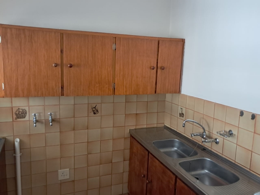 3 Bedroom Property for Sale in Bothasig Western Cape